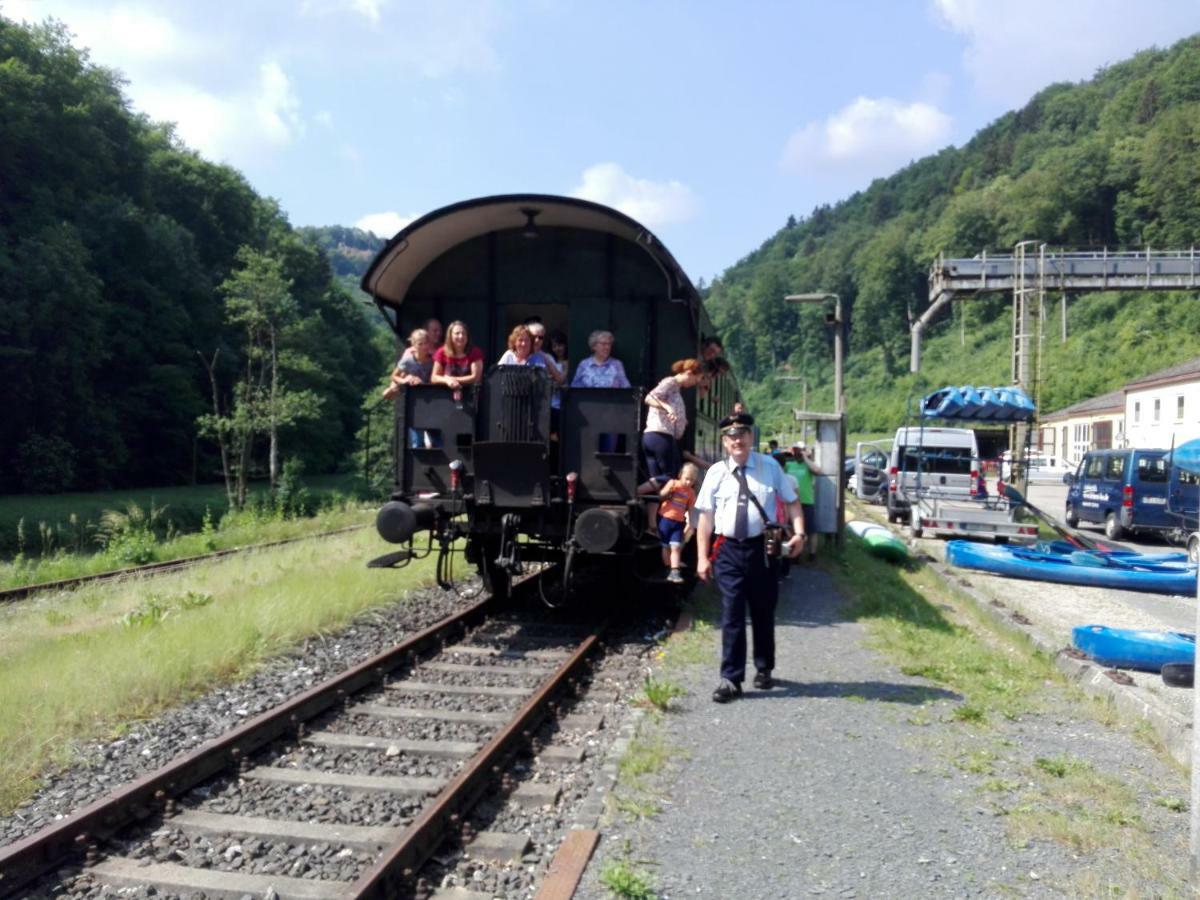 Ferienwohnungen Porisch Egloffstein Bagian luar foto